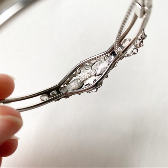 Premier Designs Bangle Ruby Silver bracelet - Picture 5 of 7